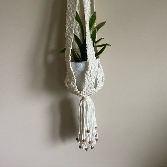 Vintage Boho Macrame Plant Hanger Braided Bohemian Home Decor Hand Made - Picture 2 of 8